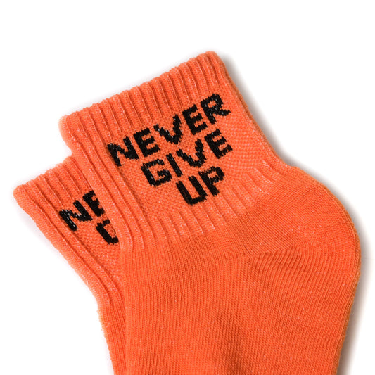 NEVER GIVE UP (PACK OF 3) | ANKLE SOCKS